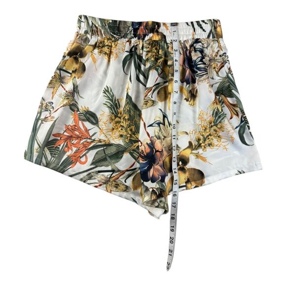 Miss Avenue Women’s High-Waisted Tropical Print Shorts - Size M‎ - Elastic Waist - Picture 6 of 7
